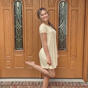 Meet your Posher, Sierra